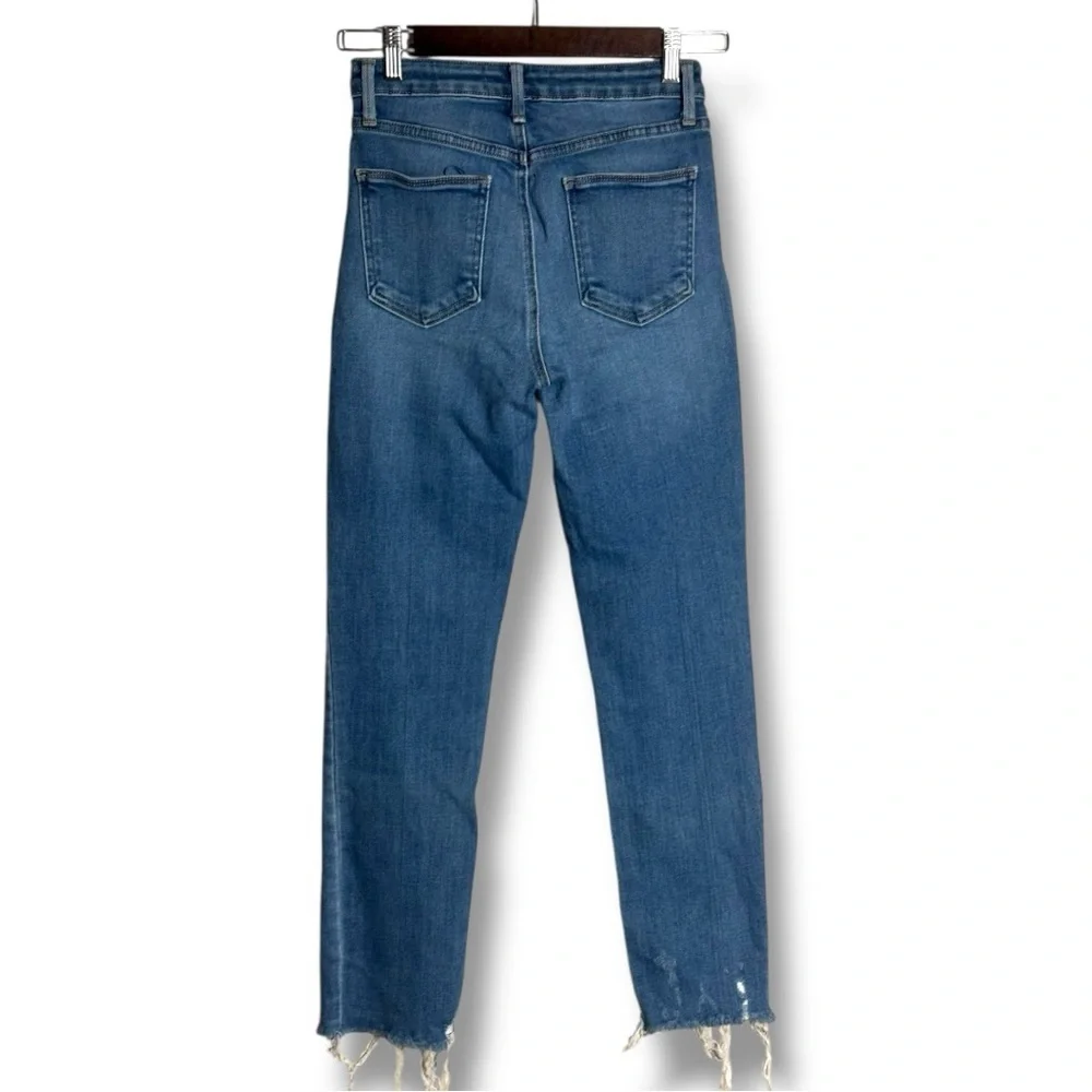 Just Black Women's Straight Leg Distressed Medium Light Blue Classic Denim Jeans - Picture 9 of 13